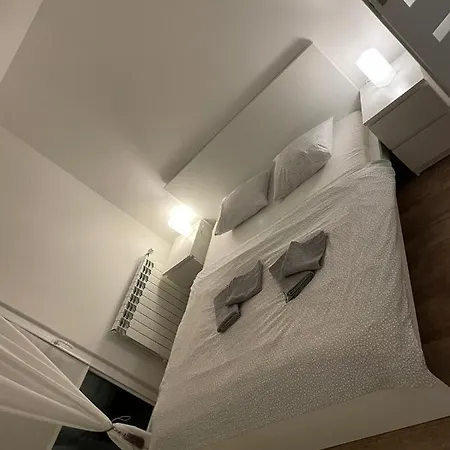 V Centre Michaloviec Apartman