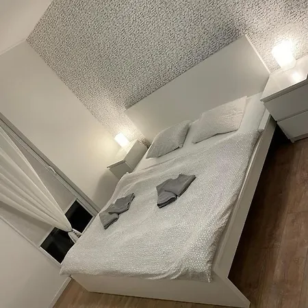 V Centre Michaloviec Апартаменты Михаловце