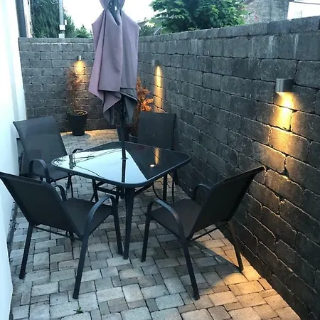 V Centre Michaloviec