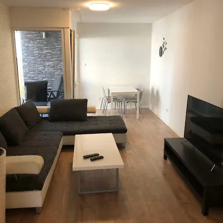 V Centre Michaloviec Апартаменты *
