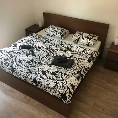 V Centre Michaloviec *