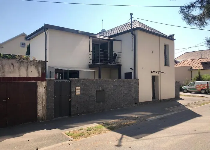 V Centre Michaloviec * Михаловце