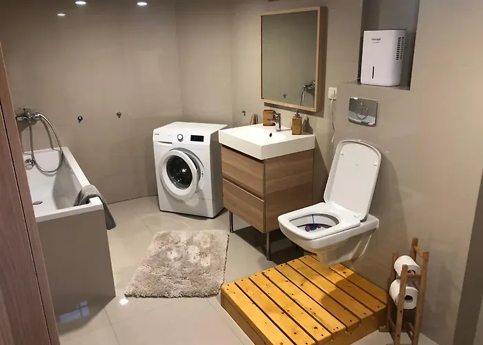 V Centre Michaloviec * Michalovce