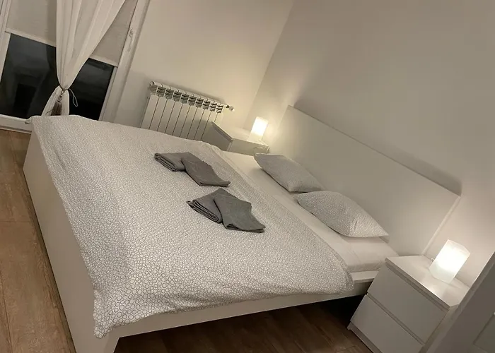 V Centre Michaloviec